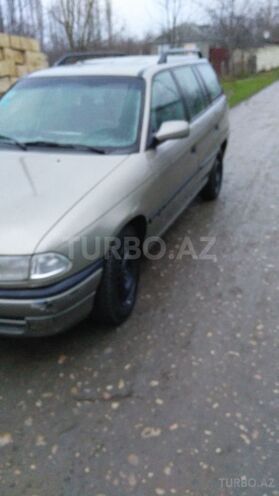 Opel Astra 1994, 382,000 km - 1.6 l - Xaçmaz