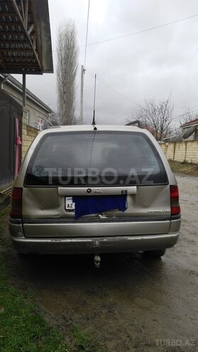 Opel Astra 1994, 382,000 km - 1.6 l - Xaçmaz