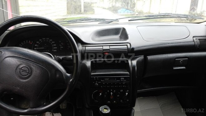 Opel Astra 1994, 382,000 km - 1.6 l - Xaçmaz