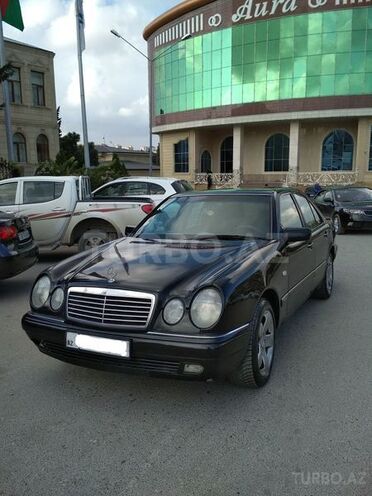 Mercedes E 200 1996, 390,000 km - 0.2 l - Bakı
