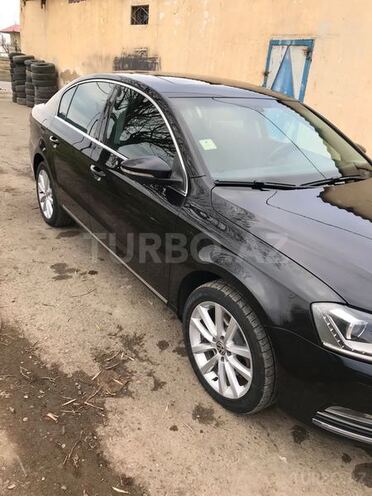 Volkswagen Passat 2012, 144,000 km - 1.8 l - Salyan