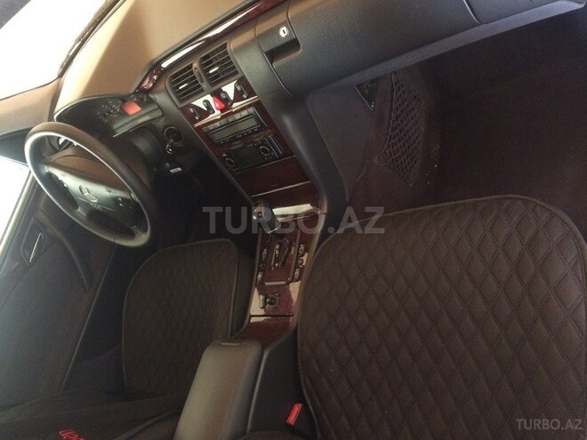 Mercedes E 280 2001, 38,401 km - 2.7 l - Bakı