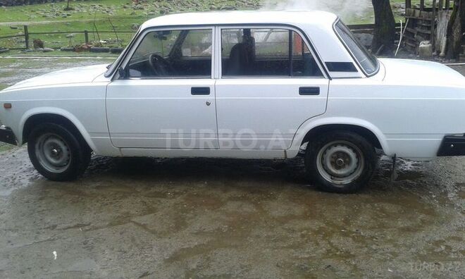 LADA (VAZ) 2107 2009, 111,950 km - 16.0 l - Lerik