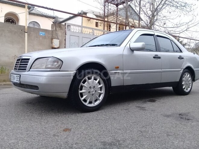 Mercedes C 180 1993, 369,785 km - 1.8 l - Bakı