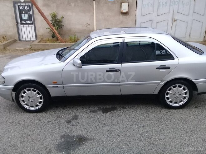 Mercedes C 180 1993, 369,785 km - 1.8 l - Bakı