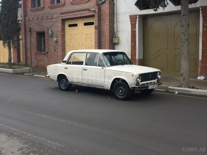 LADA (VAZ) 21011 1985, 428,000 km - 1.3 l - Gəncə
