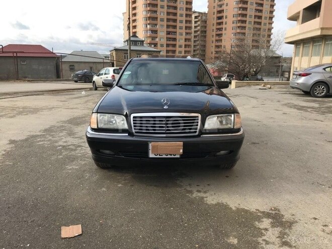 Mercedes C 230 2000, 230,000 km - 2.3 л - Bakı