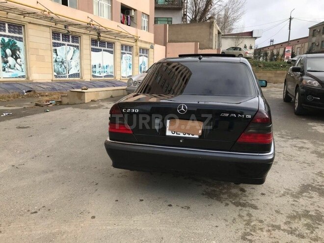 Mercedes C 230 2000, 230,000 km - 2.3 л - Bakı
