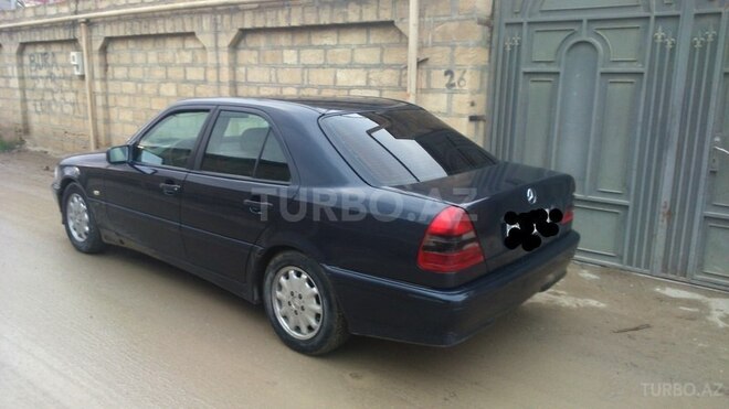 Mercedes C 220 1998, 215,000 km - 2.2 л - Bakı