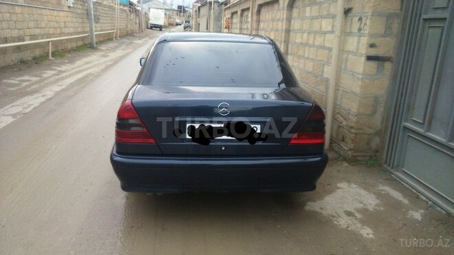 Mercedes C 220 1998, 215,000 km - 2.2 л - Bakı