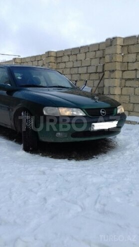 Opel Vectra 1997, 265,000 km - 2.0 l - Qusar