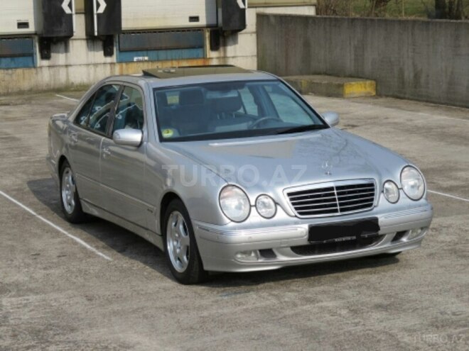 Mercedes E 240 2002, 178,900 km - 2.6 l - Bakı