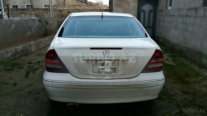 Mercedes C 180 2004, 185,500 km - 1.8 l - Bakı