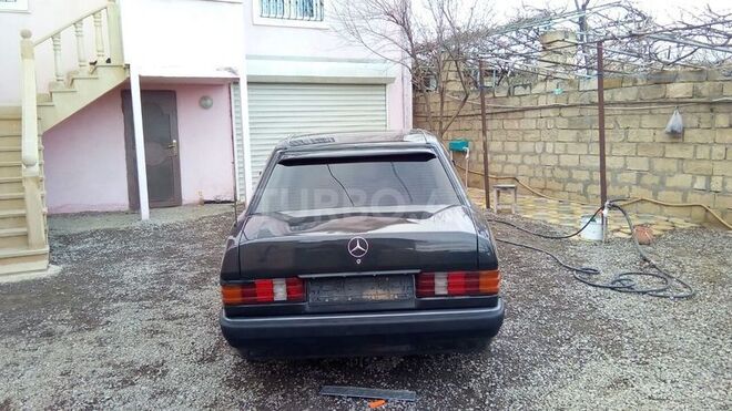 Mercedes 190 1991, 300,000 km - 1.8 л - Bakı
