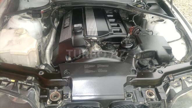 BMW 318 2000, 267,500 km - 2.0 l - Bakı