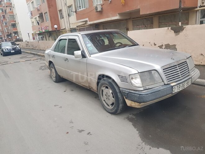 Mercedes E 300 1994, 477,000 km - 3.0 l - Bakı