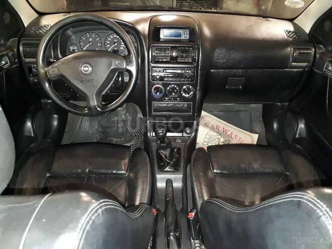 Opel Astra 1999, 206,000 km - 1.6 l - Şəki
