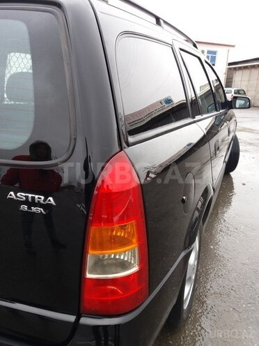 Opel Astra 1999, 206,000 km - 1.6 l - Şəki