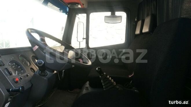 Mercedes 814 D 1997, 320,000 km - 4.2 l - Xaçmaz