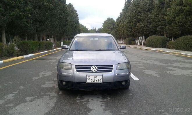 Volkswagen Passat 2002, 256,000 km - 1.8 л - Sumqayıt