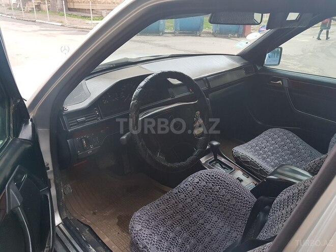 Mercedes E 300 1993, 423,000 km - 3.0 l - Bakı