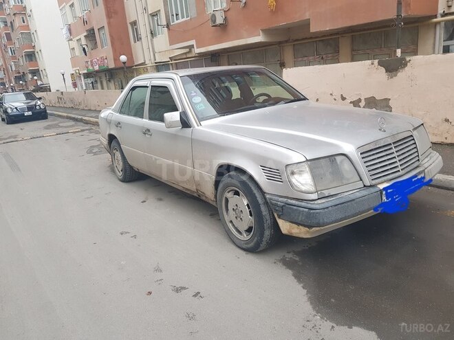 Mercedes E 300 1993, 423,000 km - 3.0 l - Bakı