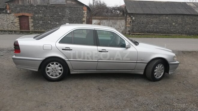 Mercedes C 240 1999, 239,562 km - 2.0 l - Zaqatala
