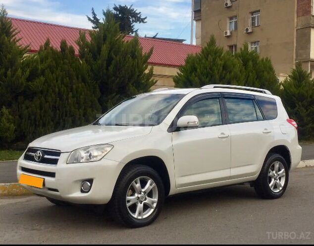 Toyota RAV4 2011, 135,000 km - 2.4 l - Bakı
