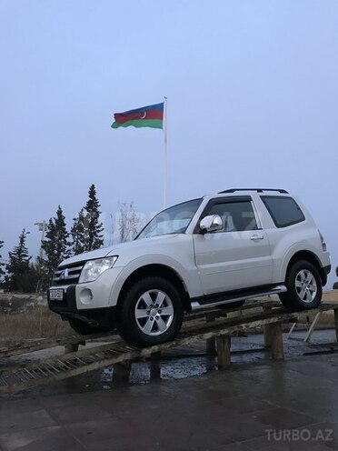 Mitsubishi Pajero 2007, 145,000 km - 0.3 l - Mingəçevir