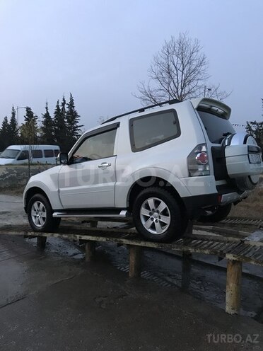 Mitsubishi Pajero 2007, 145,000 km - 0.3 l - Mingəçevir