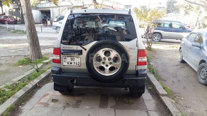 Mitsubishi Pajero io 1998, 157,000 km - 1.8 l - Bakı