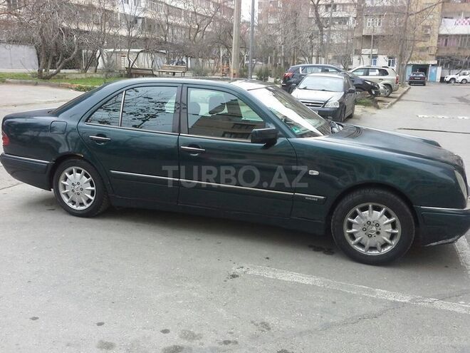 Mercedes E 200 1998, 276,000 km - 2.0 l - Bakı