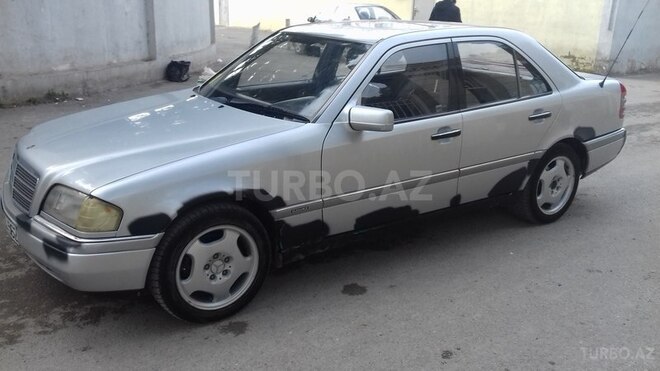 Mercedes C 220 1994, 302,000 km - 2.2 l - Bakı