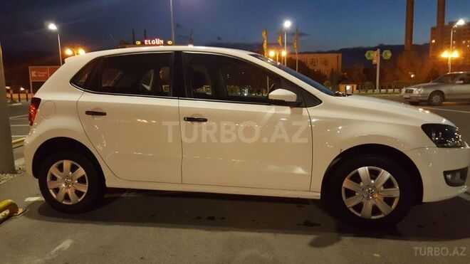 Volkswagen Polo 2013, 48,000 km - 1.4 l - Bakı
