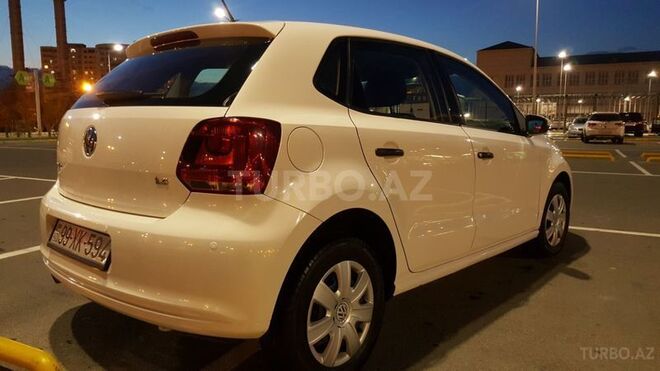 Volkswagen Polo 2013, 48,000 km - 1.4 l - Bakı