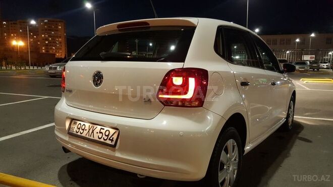 Volkswagen Polo 2013, 48,000 km - 1.4 l - Bakı