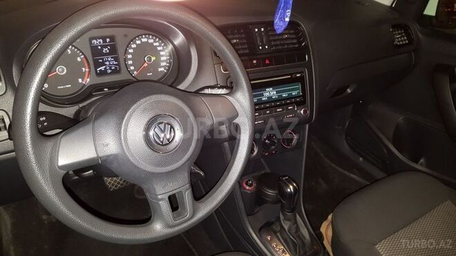 Volkswagen Polo 2013, 48,000 km - 1.4 l - Bakı