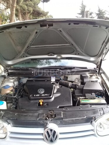 Volkswagen Golf 1998, 300,000 km - 1.6 л - Bakı