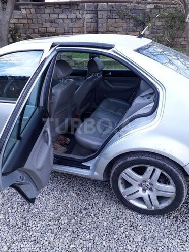 Volkswagen Jetta 2002, 353,556 km - 1.8 l - Bakı