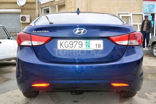 Hyundai Elantra 2012, 60,000 km - 1.8 l - Bakı