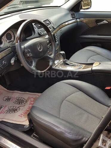 Mercedes E 300 2006, 258,000 km - 3.0 l - Bakı
