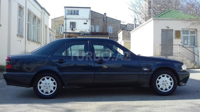 Mercedes C 180 1998, 286,325 km - 1.8 l - Bakı