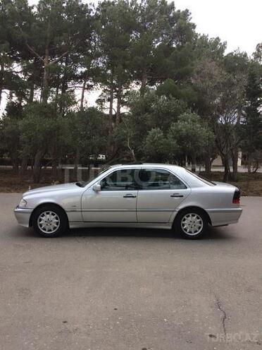 Mercedes C 240 1999, 187,400 km - 2.4 l - Sumqayıt