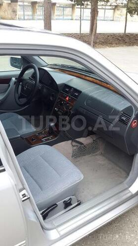 Mercedes C 240 1999, 187,400 km - 2.4 l - Sumqayıt