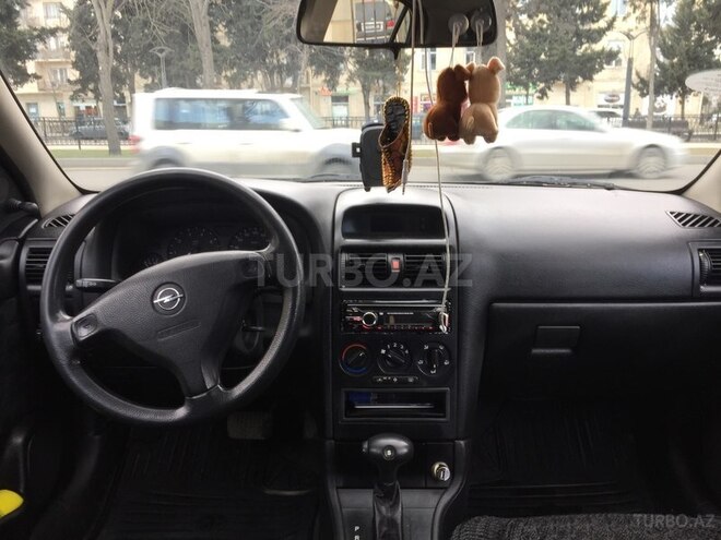 Opel Astra 1998, 180,000 km - 1.6 l - Bakı