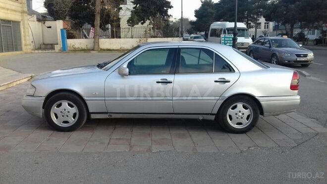 Mercedes C 180 1995, 275,000 km - 1.8 l - Bakı