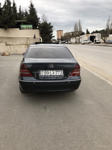 Mercedes C 220 2001, 396,000 km - 2.2 l - Bakı
