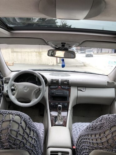 Mercedes C 220 2001, 396,000 km - 2.2 l - Bakı