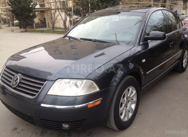 Volkswagen Passat 2003, 257,500 km - 1.8 l - Bakı