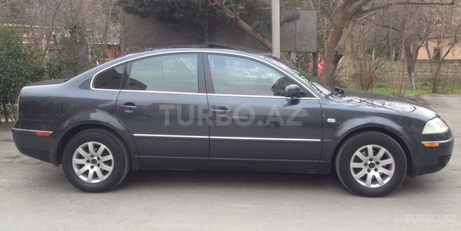 Volkswagen Passat 2003, 257,500 km - 1.8 l - Bakı